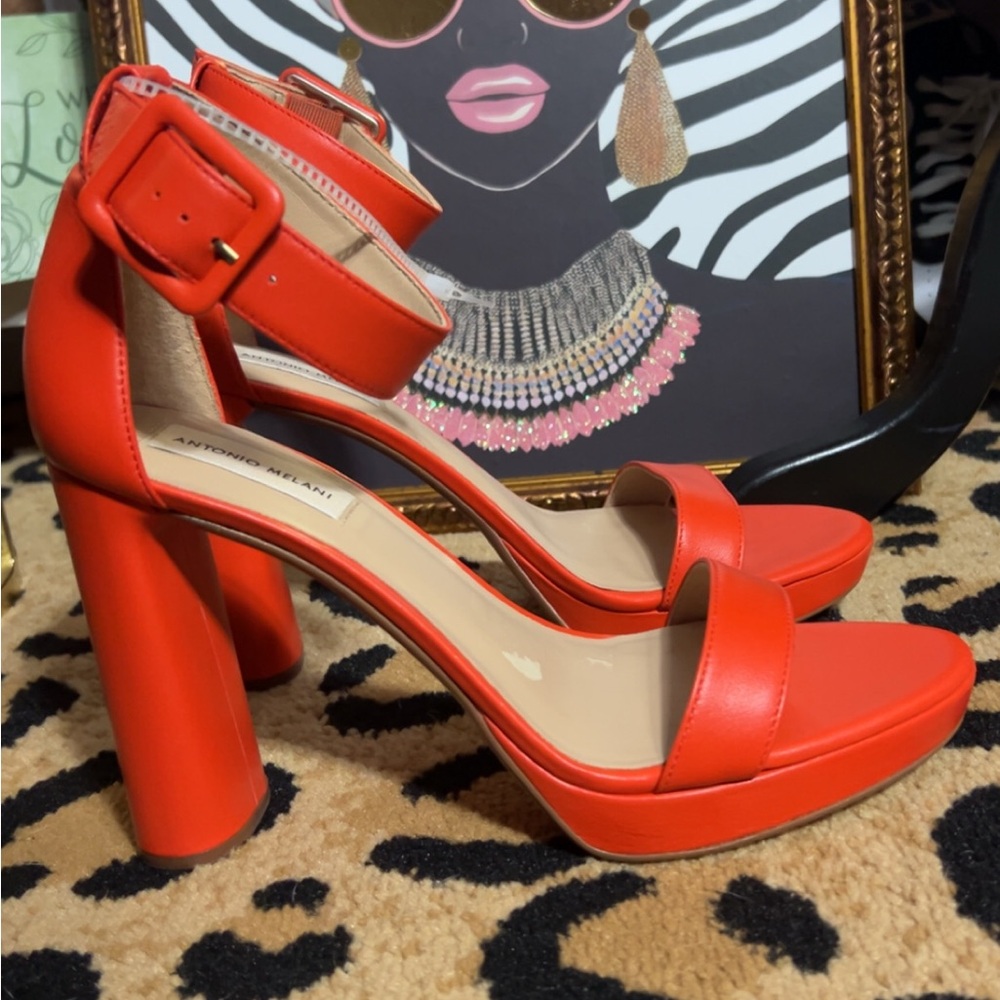 ANTONIO MELANI Bold Orange Heeled Sandals. Size 9.5